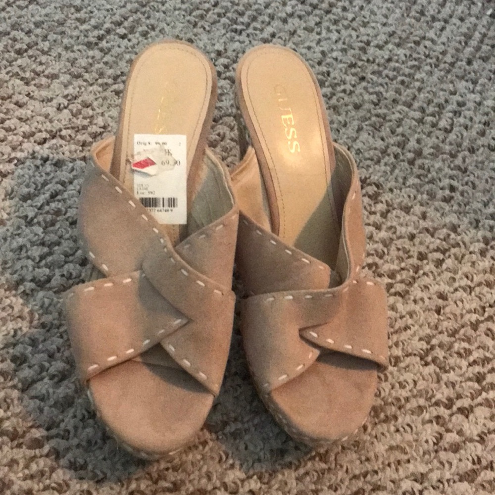 Guess tan wedges size 10